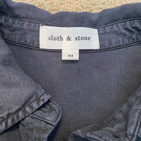 ❌SOLD❌ Cloth & Stone Washed Button Down - Picture 2 of 9